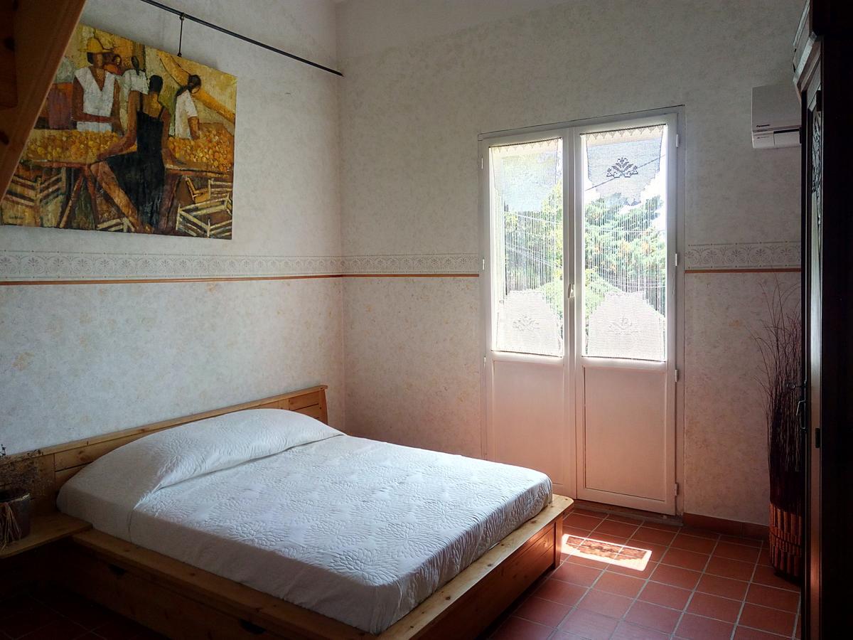 Chambres D'Hotes La Chrysalide Loriol-du-Comtat Экстерьер фото